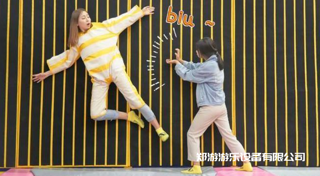 網(wǎng)紅游樂(lè )設備——網(wǎng)紅蹦床！